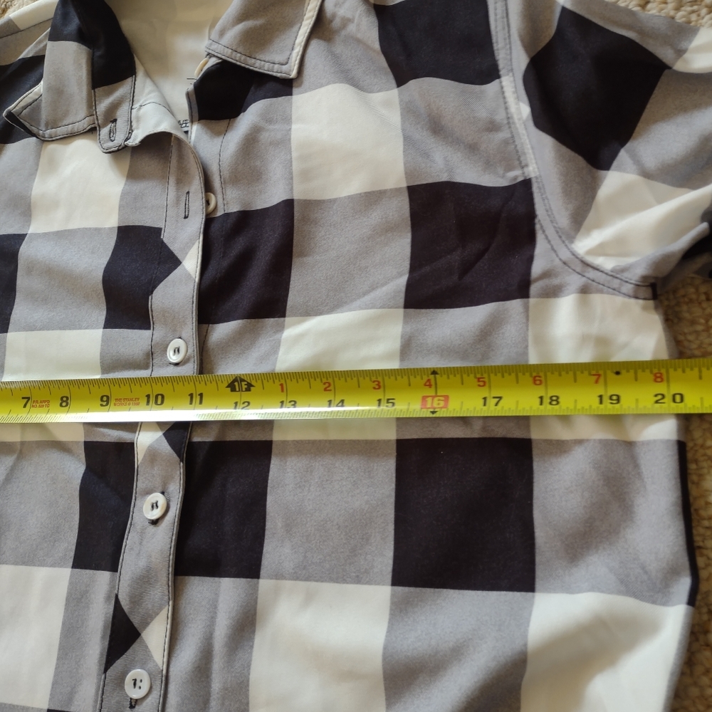 Black & White Buffalo Plaid (NIB) - Picture 9 of 16